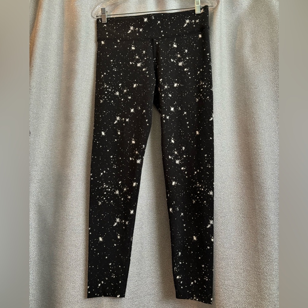 PINK Victoria's Secret Black Starry Leggings